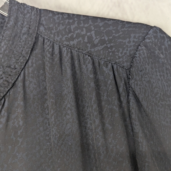 Banana Republic Petite 8 Reptile Print Dress With Roll Up Sleeves - Picture 8 of 14